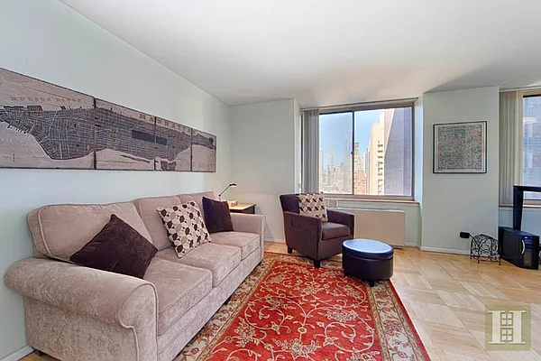 Rented by Halstead Real Estate | media 19