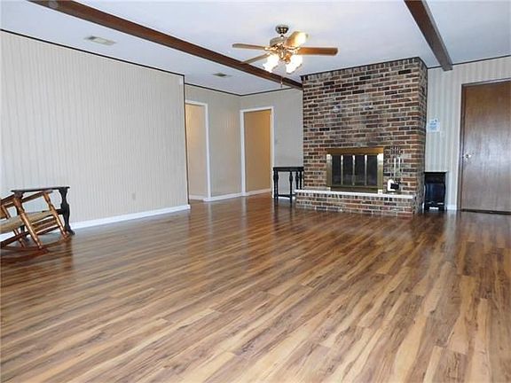 5th image of 1517 Lakewood Dr