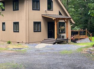 232 Sunrise Loop, Henryville, PA 18332