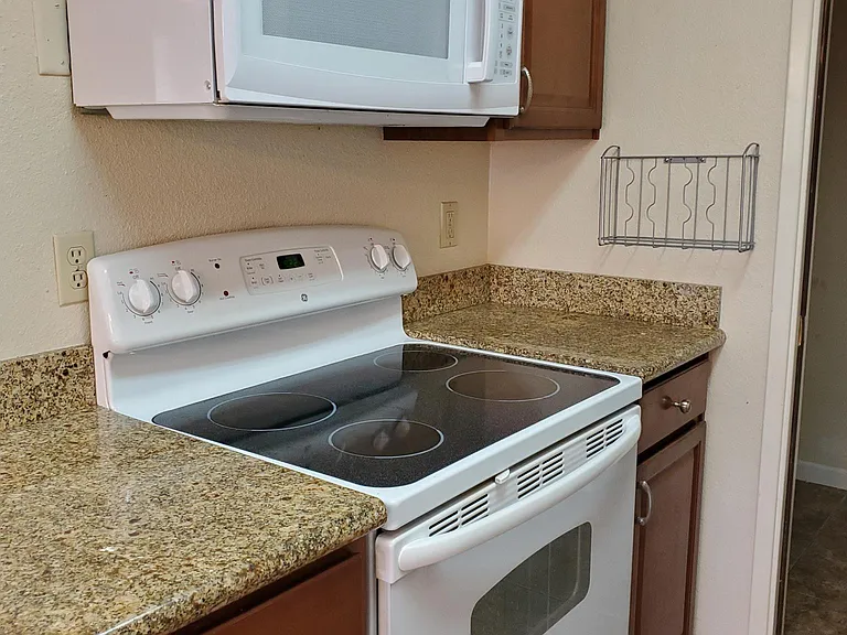 1710 N Santa Rita Ave #2 — Photo 16