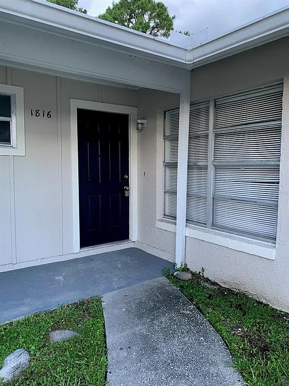 3 bed, 2.5 bath, 850 sqft, $1,595 — Photo 2