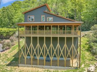 150 Mistletoe Lane, Blowing Rock, NC 28605
