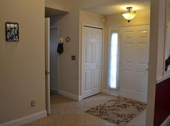 3rd image of 2055 SW Americana St