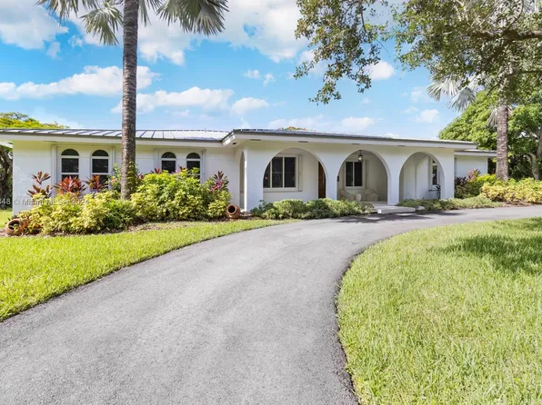 7520 SW 112th St, Pinecrest, FL 33156