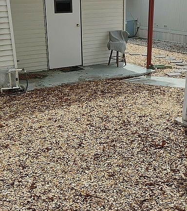 2nd image of 622 Golf Crest Ln