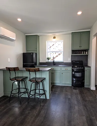 3212 Castle Ave #A Photo 1 3212 Castle Ave #A Photo 1
