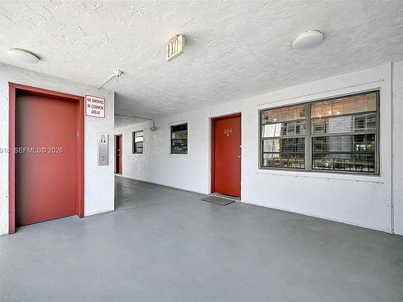 4th image of 1335 W 68th St APT 204