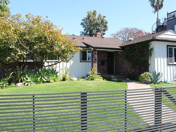 2nd image of 3250 Cabrillo Blvd