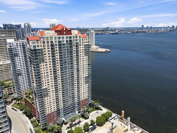 2nd image of 1155 BRICKELL BAY Drive #2802