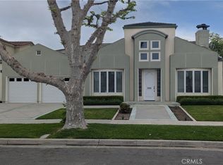 12101 Chaucer Rd, Los Alamitos, CA 90720