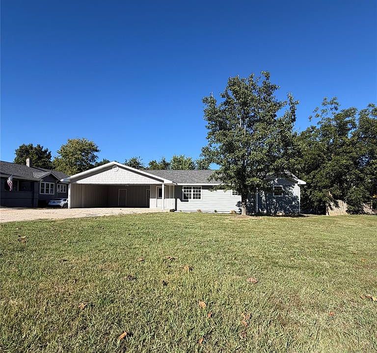 1st image of 1515 Barron Rd