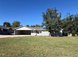 1515 Barron Rd, Poplar Bluff, MO 63901