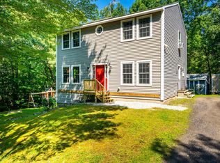 20 Sams Blf, Naples, ME 04055