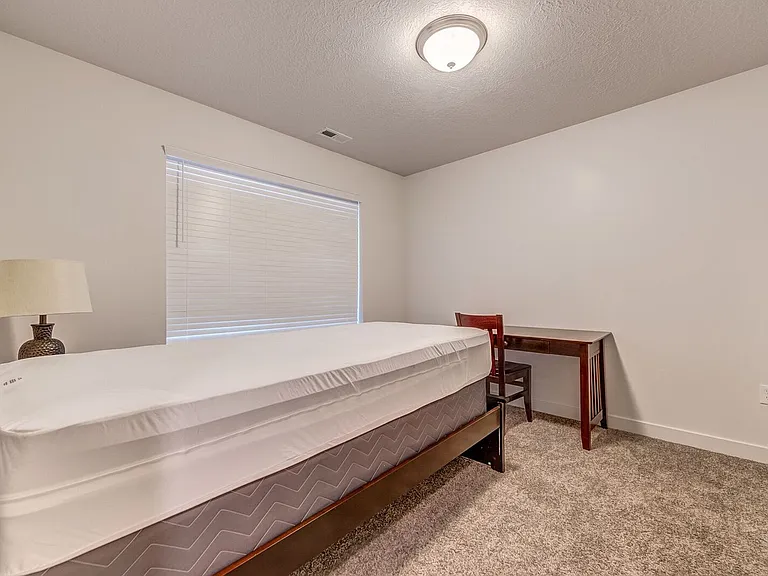 1473 S 630 W — Photo 8