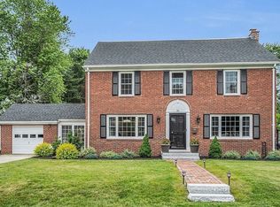 32 Pine St, Oxford, MA 01540