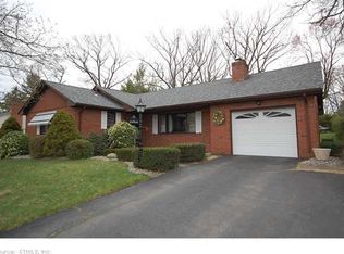 22 Cole St, Manchester, CT 06042