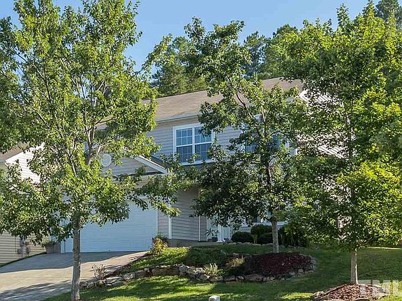 2nd image of 824 Woodside Park Ln