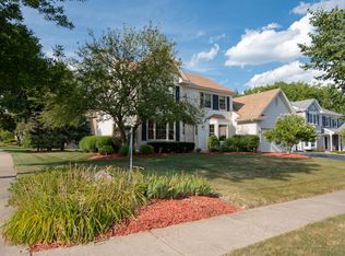 188 Southridge Dr, Gurnee, IL 60031