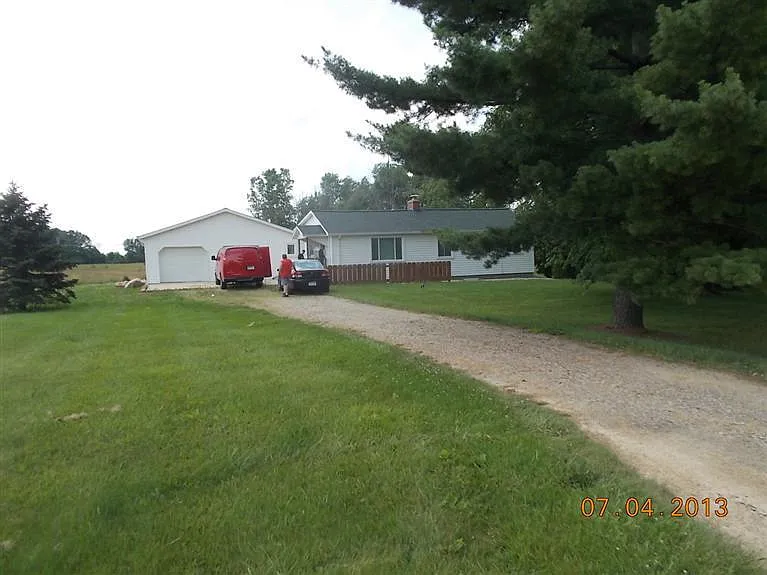 2786 Riniel Rd photo 1