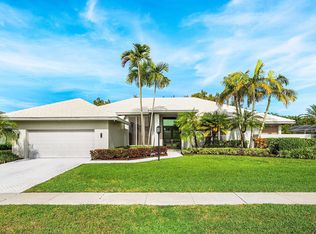 10446 Stonebridge Blvd, Boca Raton, FL 33498