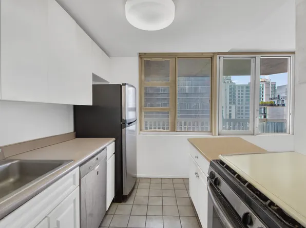 50 Lexington Avenue image 4 of 14