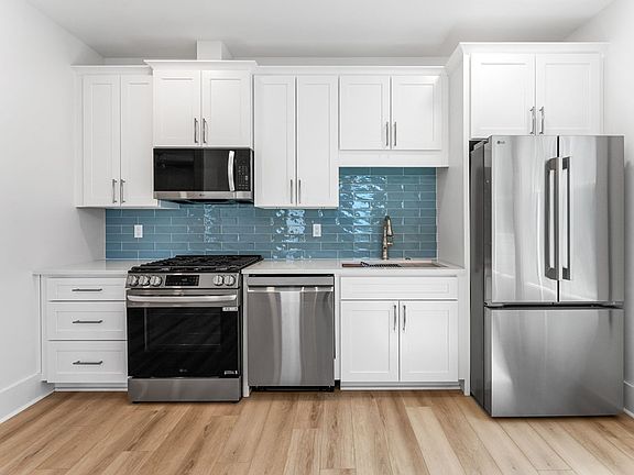 5th image of 248 Dockside Dr