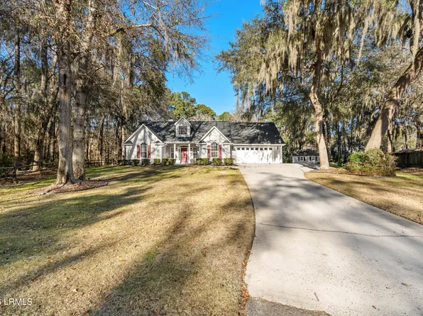40 Brickyard Hills Court, Beaufort, SC 29907