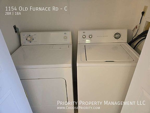 4th image of 1154 Old Furnace Rd #C