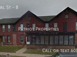 115 W Pearl St #8, New Lisbon, WI 53950