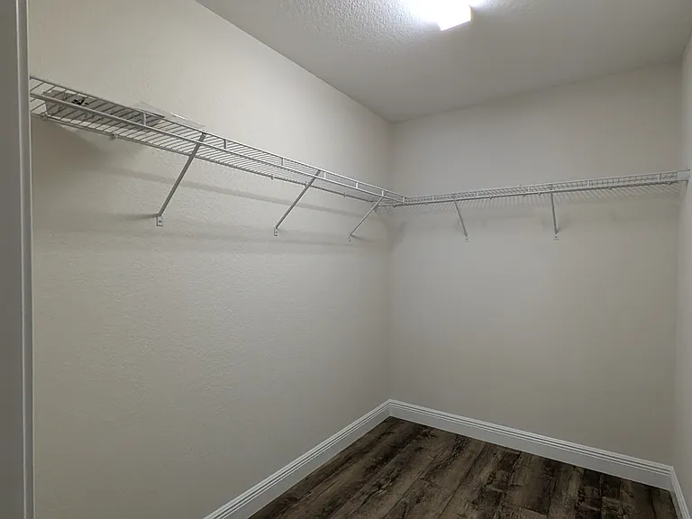 3140 W Juliet Pl — Photo 7