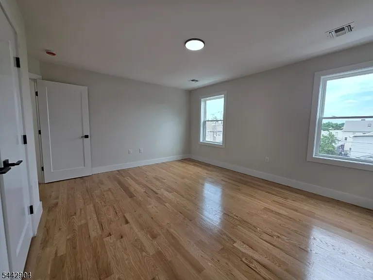 747 Rahway Ave #2 — Photo 18