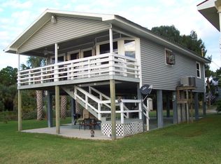 1350 Hawthorne Ave, Cedar Key, FL 32625