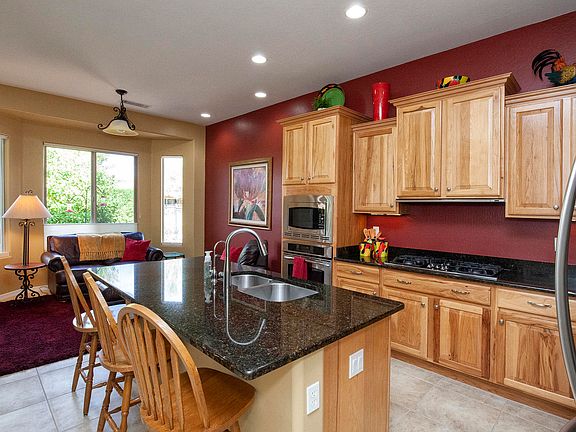 4th image of 26306 W Tonopah Dr