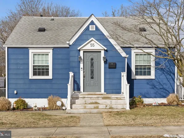55 Finley Ave, Hamilton, NJ 08610