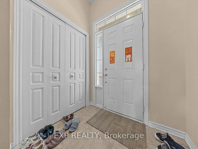 222 Badgeley Ave — Photo 3
