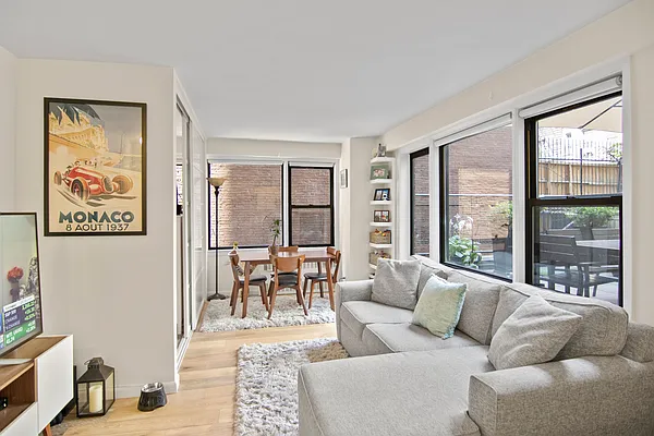 Sold by Hauseit LLC | media 1