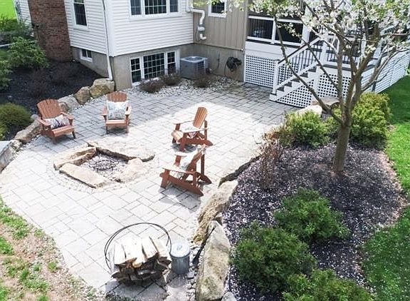 4th image of 132 Lilac Dr