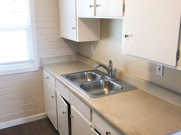 5th image of 435 E 18th St APT 11