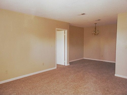 5th image of 1113 Brookwood Ct