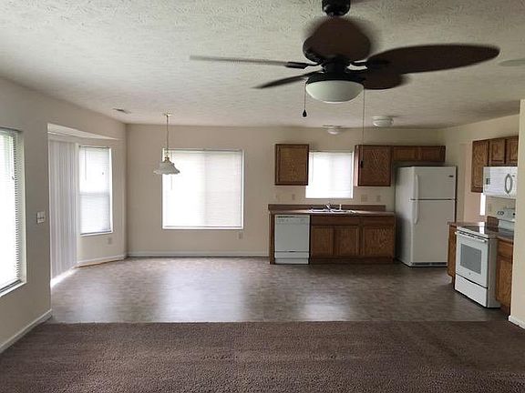 3rd image of 4105 King Bird Ln