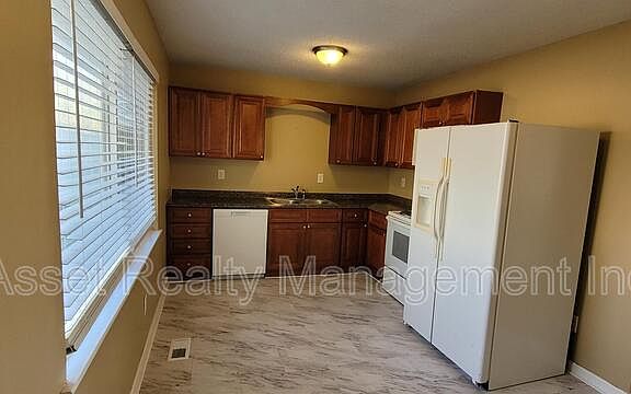 4th image of 6111 Cougar Dr