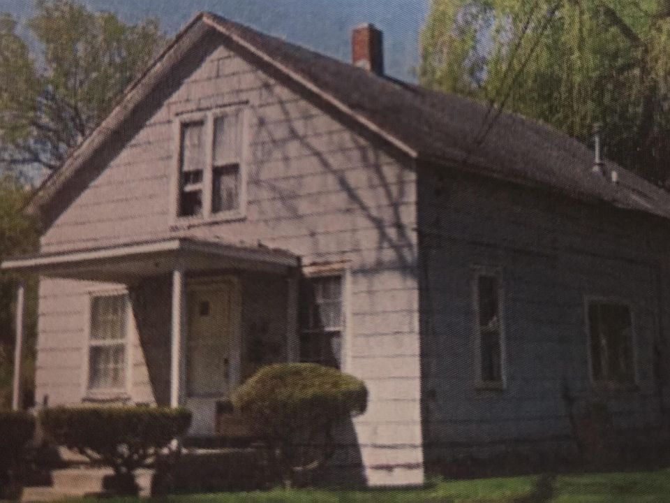 1st image of 2317 Maplewood Ave