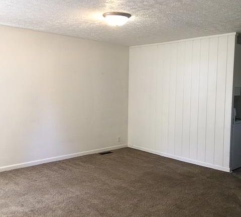 3rd image of 3302 Ashland Ave