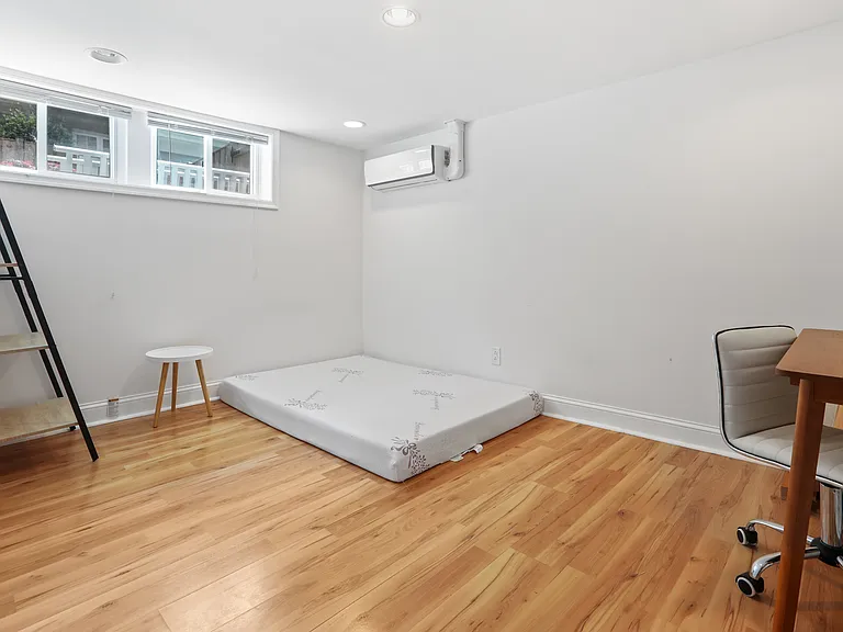 3539 Porter St NW — Photo 9