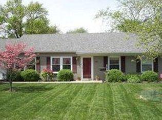 1020 School St, Greenfield, IN 46140