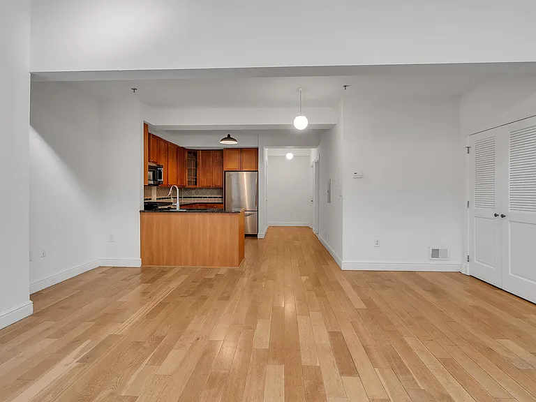 300 Communipaw Ave #211 — Photo 6
