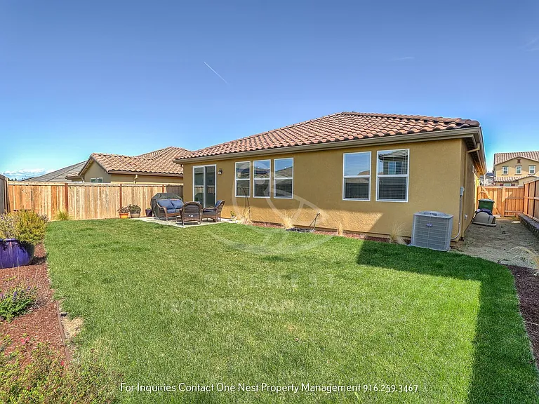 258 Martos Ct — Photo 27