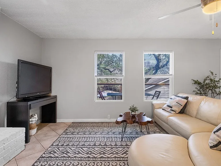 3208 Twinberry Cv #A — Photo 10