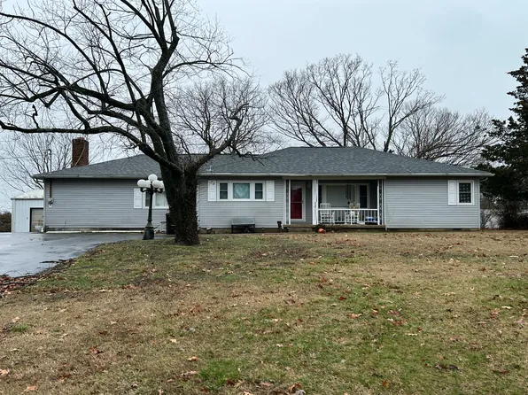 565 Feazel Rd, Harrisburg, IL 62946