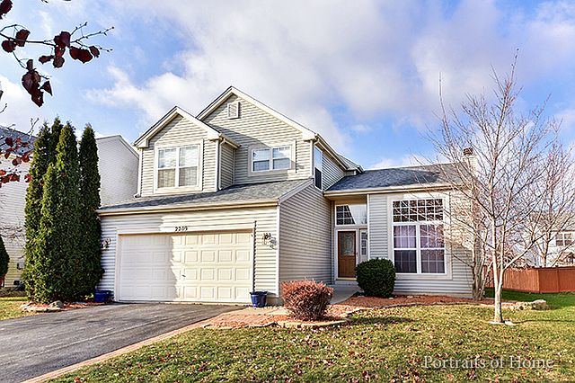 1st image of 2209 Ashbrook Ln